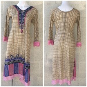 TAN Purple & Pink Paisley Pattern Indian Dress Kurta